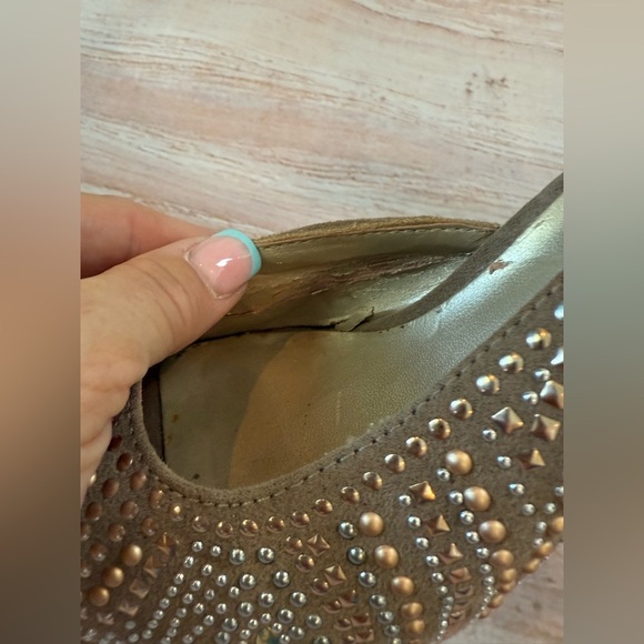 Woman’s Size 7 Limelight Tariff Square Peel Toe Studded Heels Pumps - Picture 9 of 10